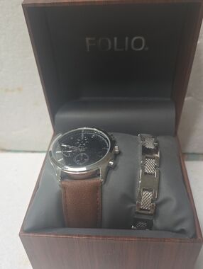 FOLIO Men's Brown Leather Strap Chronograph Watch with Silver Bracelet